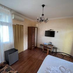 Номер стандарт с 1 двуспальной кроватью