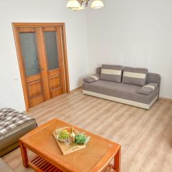 2-комнатные апартаменты улучшенные Sun City Apartments 32 на втором этаже