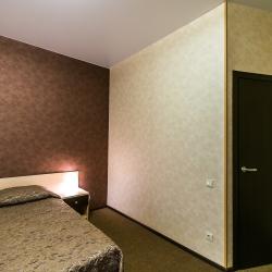 Номер стандарт с 1 двуспальной кроватью