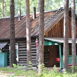 Дом деревянный (без удобств)