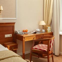 Фото Отель Октябрьская