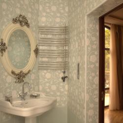 Номер люкс с 1 двуспальной кроватью