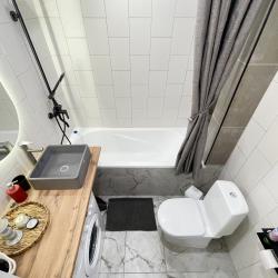 3-местные апартаменты люкс с ванной