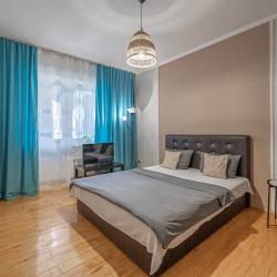 Фото Апартаменты на улице Серова 45