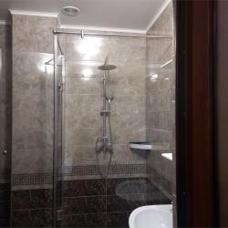 Номер комфорт с балконом с видом на набережную 2 этаж