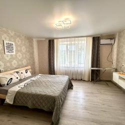 Фото Апартаменты на улице Ефремова 11