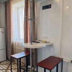 Фото Апартаменты на улице Харитонова 3