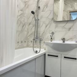 Фото Отель Romlex Apartments (Ромлекс) на улице Героев Сталинградской битвы