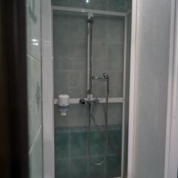 Номер стандарт с 1 двуспальной кроватью (с завтраком)