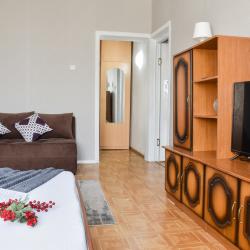 Фото Отель YourHouse (ЙоХаус) в микрорайоне Жетысу-2 69
