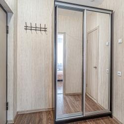Фото Апартаменты на улице Братьев Кашириных 115