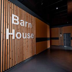 Фото Отель Barn House Guest (Барн Хаус Гест)