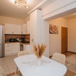 Фото Отель MyHome YourHome на 3 Просека 131