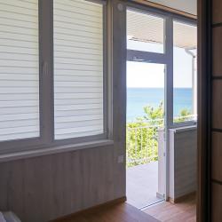 Номер стандарт семейный с 4 односпальными кроватями