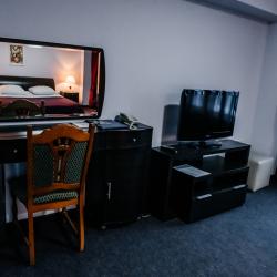 Номер стандарт бизнес с 1 двуспальной кроватью