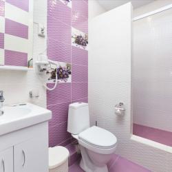 Номер люкс с 2 двуспальными кроватями №28