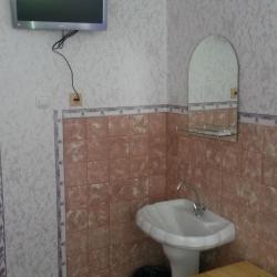 Номер эконом с 6 односпальными кроватями (с завтраком)