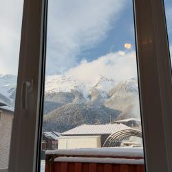 Кавказ — 5ef5fc6a4d36f3b92736ee16ad9c4339