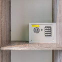Номер стандарт с 1 двуспальной кроватью