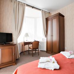 Минин — 5f063e545677bed1f67fdf8c96cb85f1