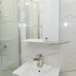 Номер эконом с 1 двуспальной кроватью