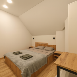 Номер стандарт (без окна, мансарда)