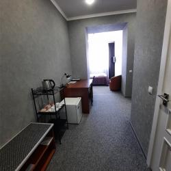 Номер стандарт с 1 двуспальной кроватью