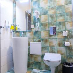 Номер стандарт с 1 двуспальной кроватью