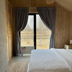 Фото Отель BarnHouse Village (БарнХаус Виллэдж)