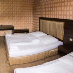 Номер стандарт семейный с 1 односпальной и 1 двуспальной кроватью