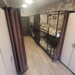 Кровать в общем номере c 4 двухъярусными кроватями (удобства на этаже)