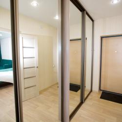 Фото Отель ApartmentFly (АпартментФлай) на улице Петра Ломако 14