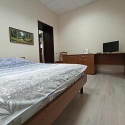 Номер стандарт с 1 двуспальной кроватью