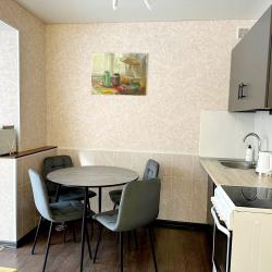 Фото Отель Runway Apartments на улице Лунная 1