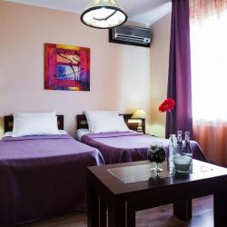 Фото Отель B&B (Би энд Би Гостевой дом)