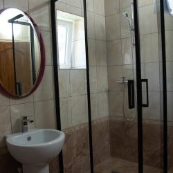 Коттедж стандарт с 2 односпальными и 2 двуспальными кроватями