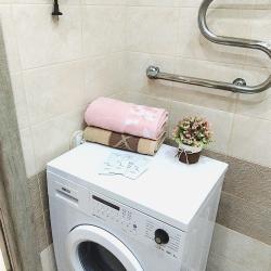 Фото Апартаменты на улице Рогожникова 17