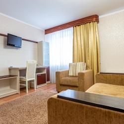 2-местный 1-комнатный номер студия улучшенный с 1 двуспальной кроватью