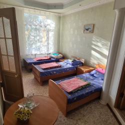 Кровать в 5-местном общем мужском номере