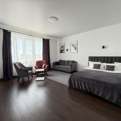 Фото Отель Большая однокомнатная квартира с видом на море