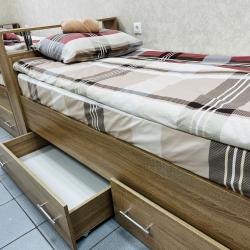 Кровать в 4-местном общем мужском номере