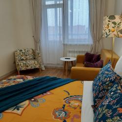 Фото Апартаменты на улице Чернякова 3