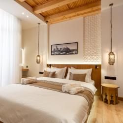 Номер стандарт с 1 двуспальной кроватью