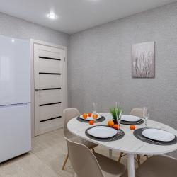 Фото Апартаменты на улице Баженова 1