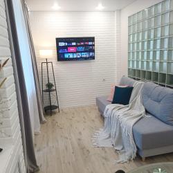 Фото Отель Квартира с дизайнерским ремонтом возле парка Машиностроителей