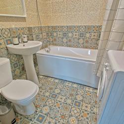 Фото Отель На квартире на улице Липовой Рощи 2 корпус 2