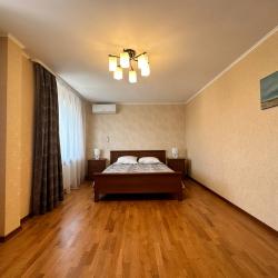 Фото Отель EasyRent на улице Аэродромная 72а