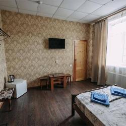 Номер стандарт с 1 двуспальной кроватью