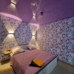 Фото Новые 2к Апартаменты в центре Нефтяников