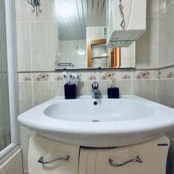 Фото Отель Vegas apartments (Вегас апартментс) на проспекте Молодёжный 31